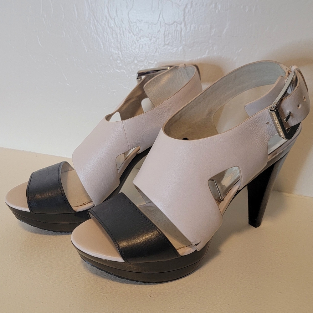 Women’s Michael Kors Carla Black & White Leather Platform Heels Sz 8